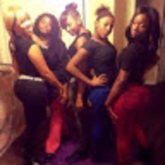 Meet your Posher, Orlasha - Picture 1 of 1